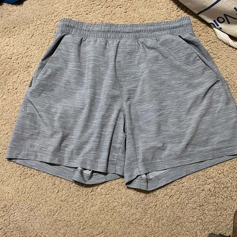Lululemon short